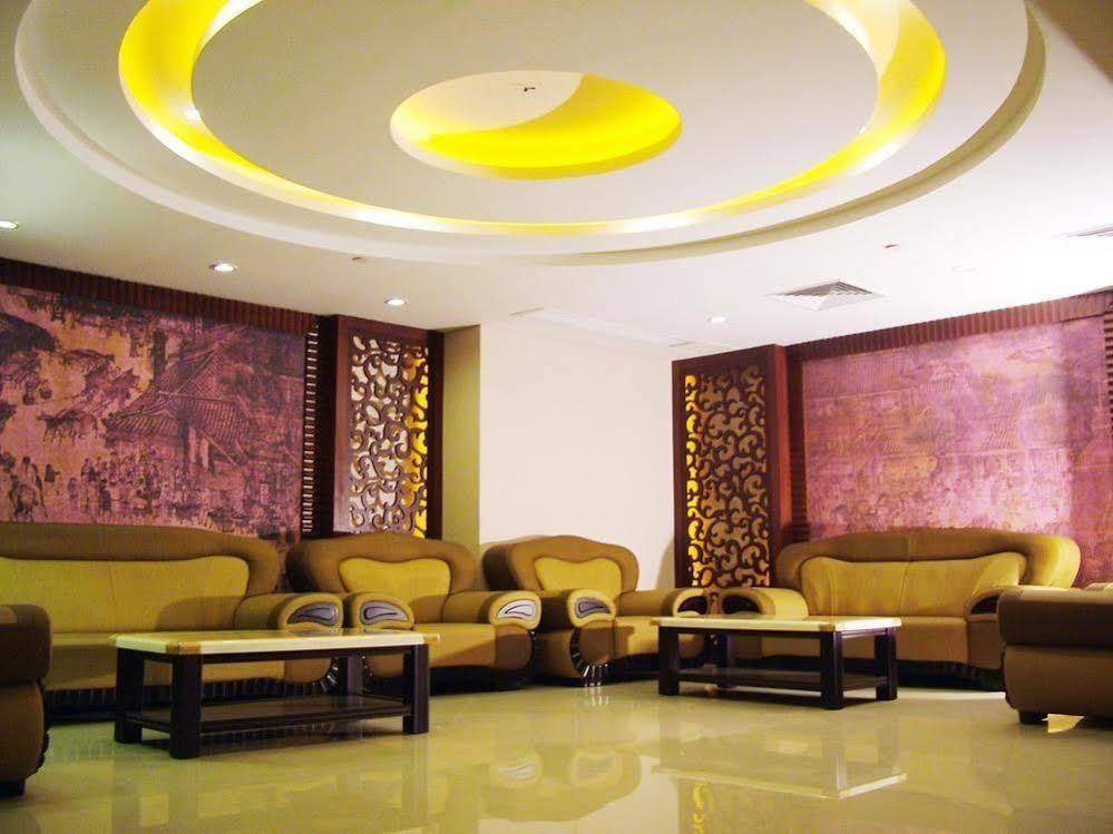 Wanyi Hotel Dongguan  Exterior photo